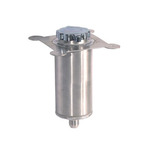 Deck mounted rear end filler tank and cap